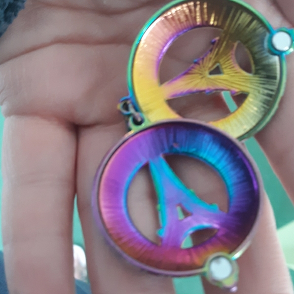 New Carved Rainbow Hematite Eiffel Tower Open Pendant. - Picture 5 of 6